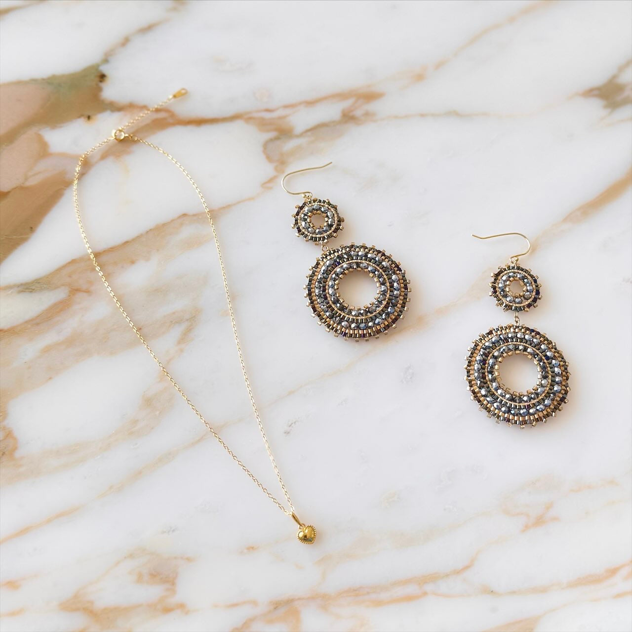 Double Circle Grey/Gold Ohrringe SALE