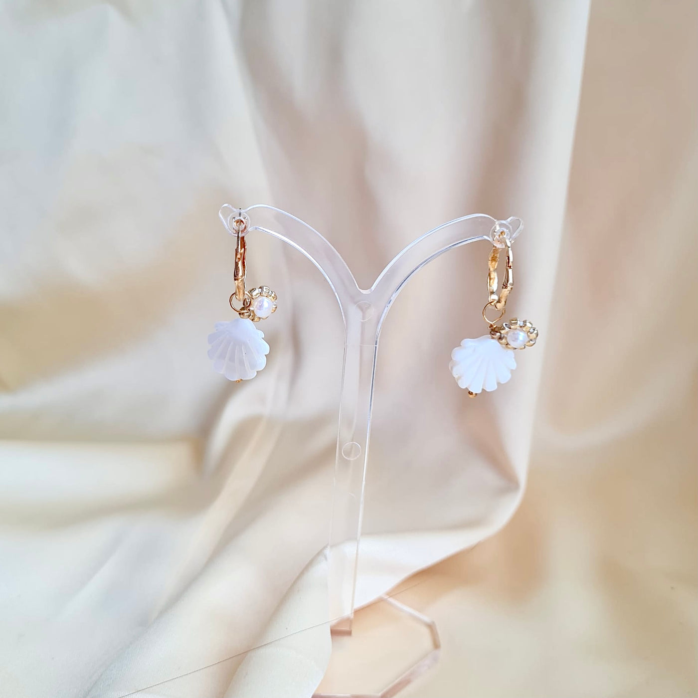 Pearl Shell Hoops B-Ware