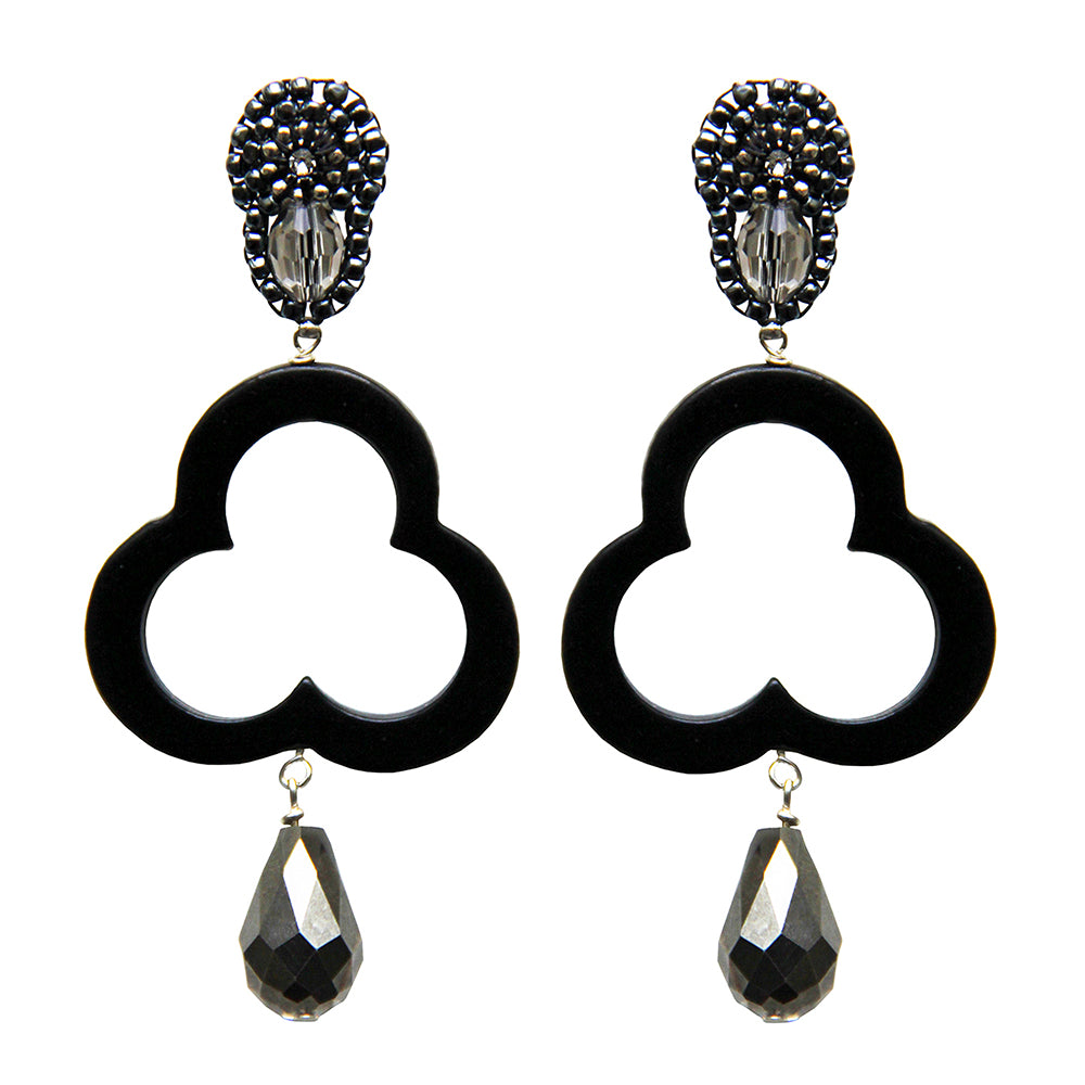 big black statement earrings with flower shaped nacre pendant
