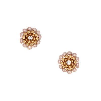 round earstuds with rosé freshwater pearls and golden beads