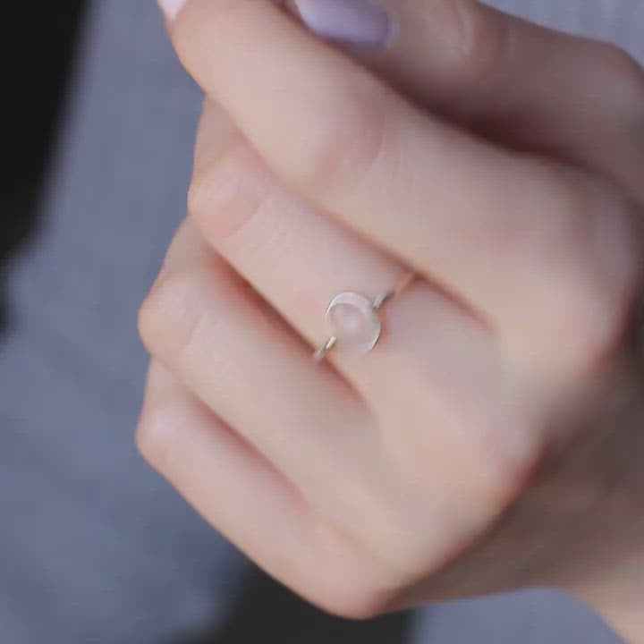 sterling silver ring with round light rose quartz gemstone